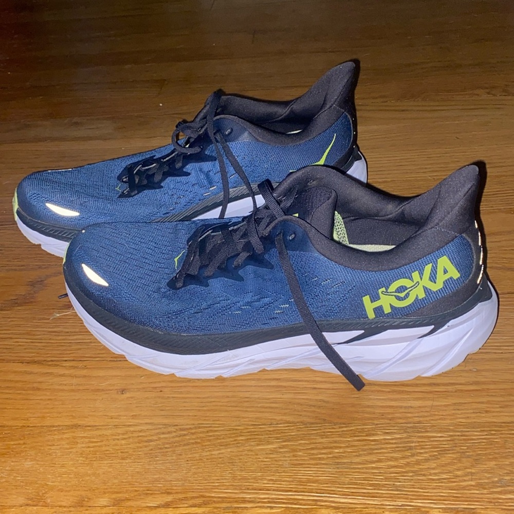 Hoka Clifton 8